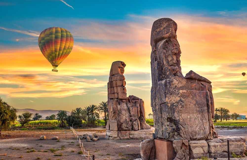 hot air ballon in luxor Egypt